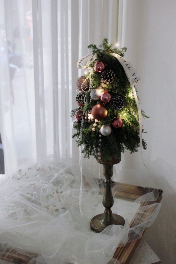 冬季下的雪宛如珍珠般甜美/ White Xmas Tree 雪白聖誕樹課程